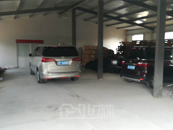 厂房正门图