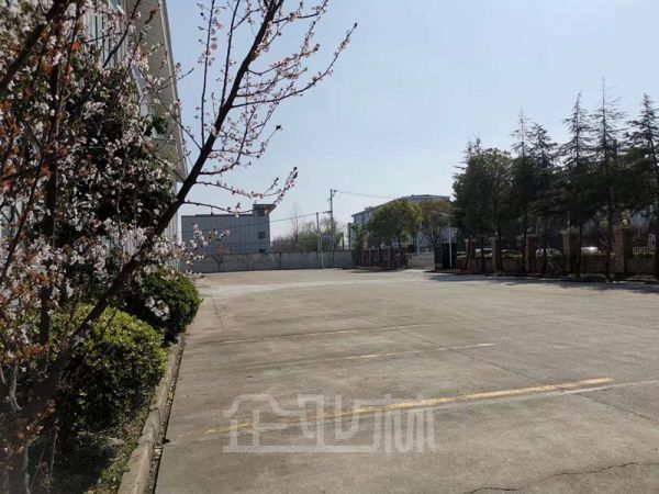 厂房正门图