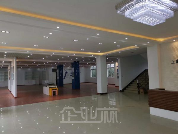 厂房正门图