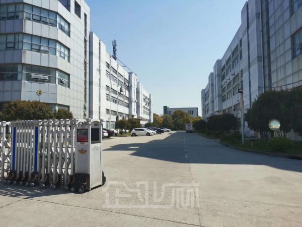 出租：浦东曹路104板块15500平方3层厂房，带办公可分租