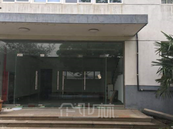 厂房正门图