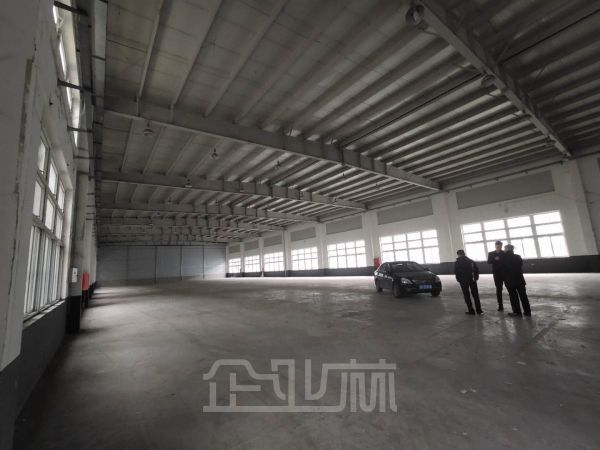 出租：嘉定马陆2100平方单层厂房，可分租