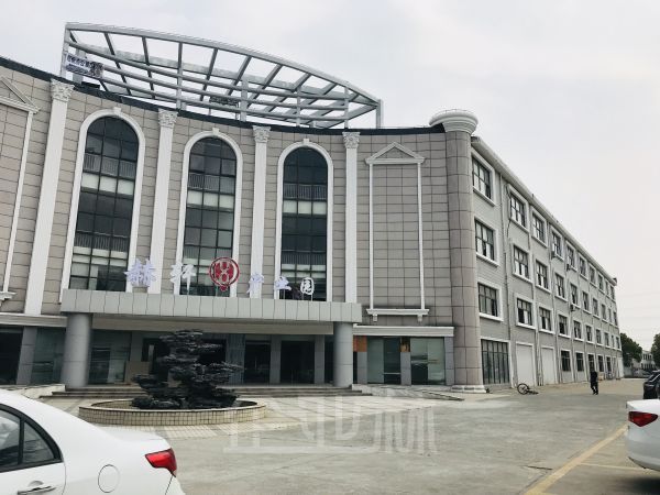 厂房正门图