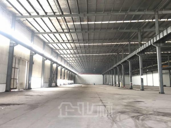 出租：奉贤南桥高速口园区8500平方单层厂房，可分租