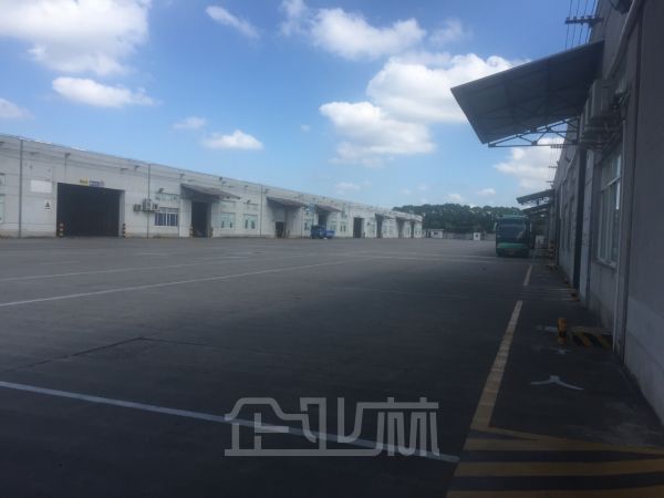 厂房正门图