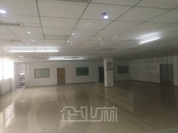 厂房正门图