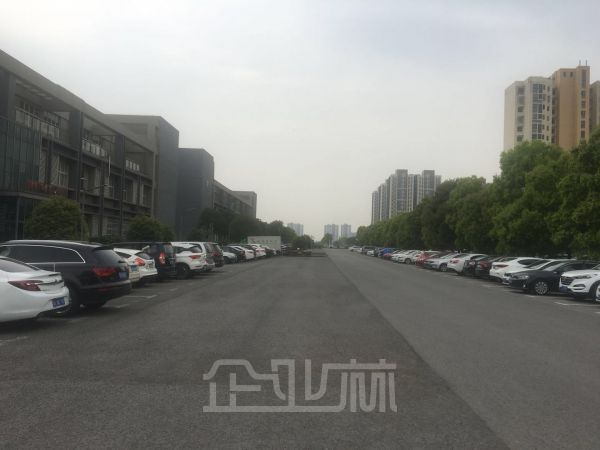 厂房正门图