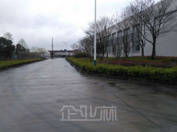 厂房正门图
