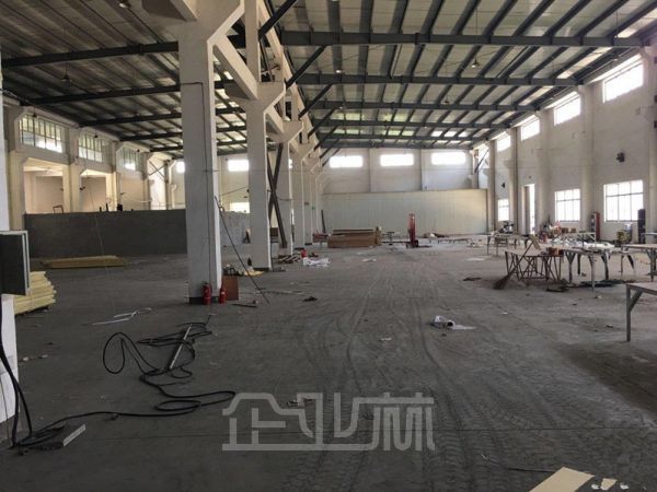 厂房正门图