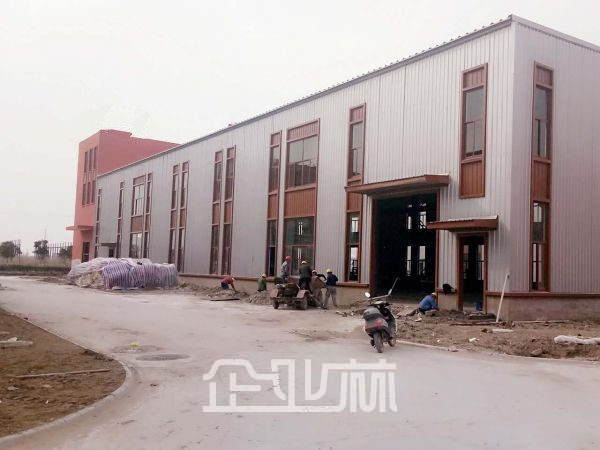 厂房正门图