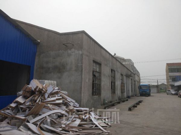厂房正门图