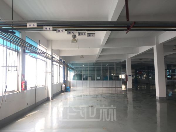 厂房正门图