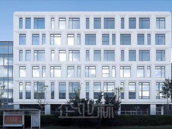 外高桥保税区   200平方米毛坯实验室 出租