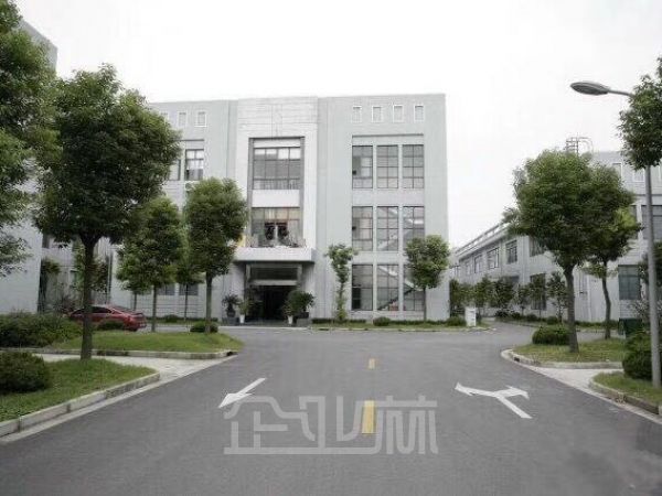 浦东康桥104版块 独栋3层厂房4617平米 便宜出售