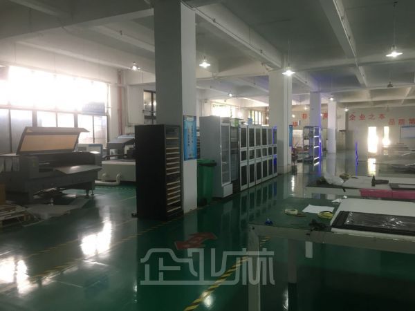 厂房正门图
