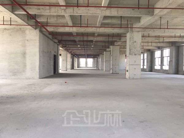 厂房正门图
