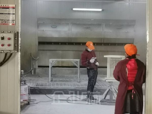 厂房正门图