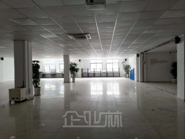 厂房正门图