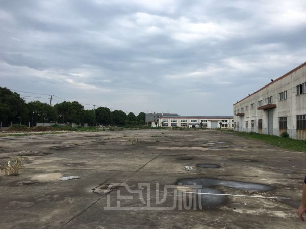 厂房正门图