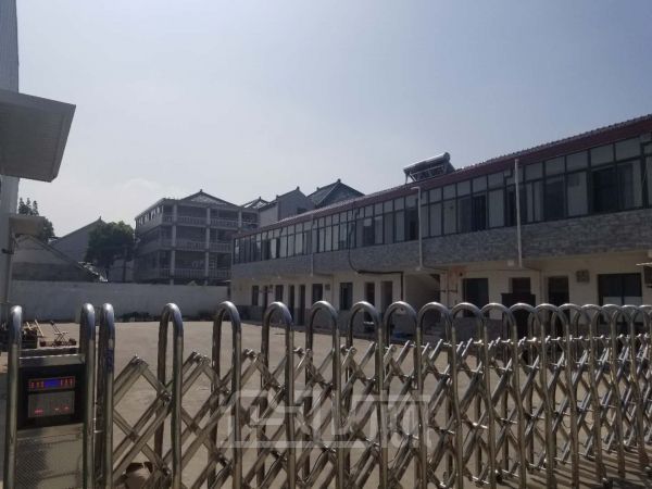 厂房正门图