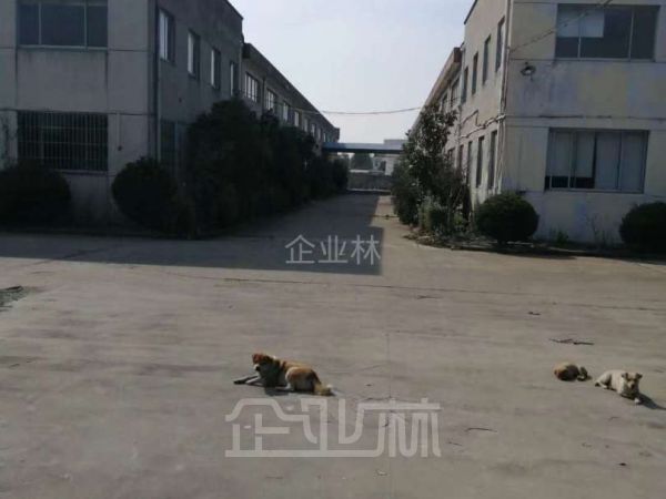 出租：松江车墩104地块独院4200平火车头厂房