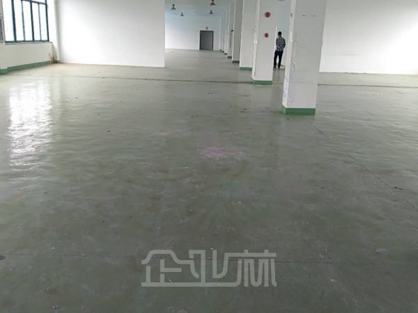 厂房正门图