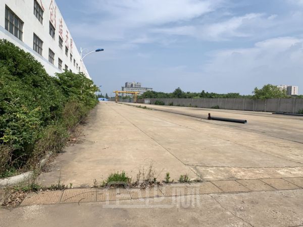 厂房正门图