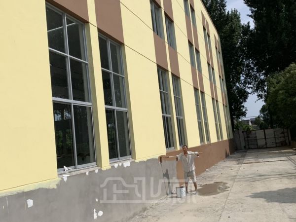 厂房正门图