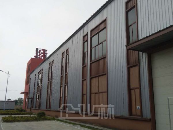 南通通州湾1725平火车头式单层可架行车厂房出售