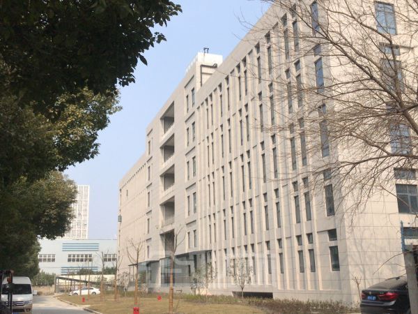 厂房正门图