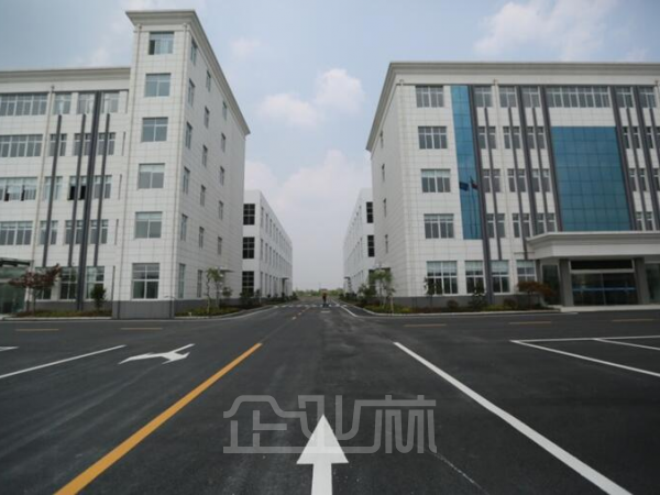 厂房正门图