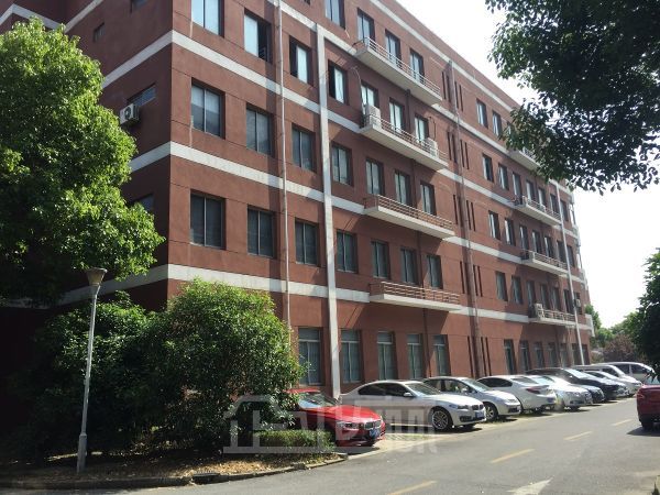 松江大港多层多栋厂房出售，104板块，可分层，产证可独立