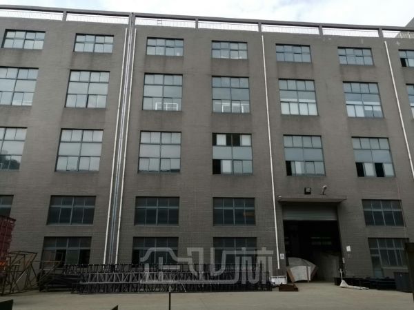 厂房正门图