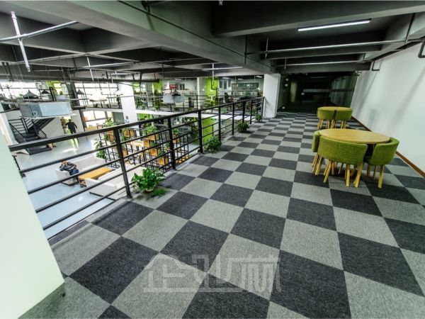 办公正门图