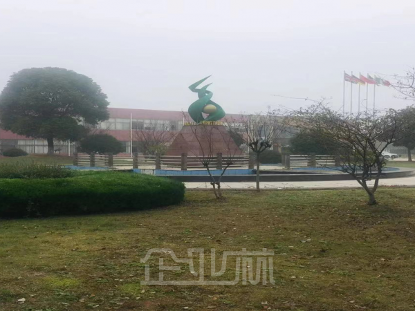 厂房正门图