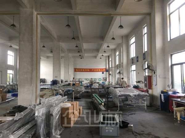 厂房正门图