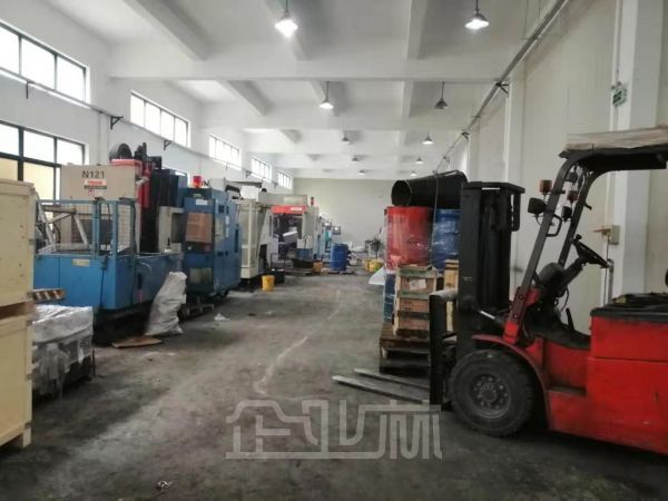 厂房正门图