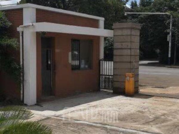 厂房正门图