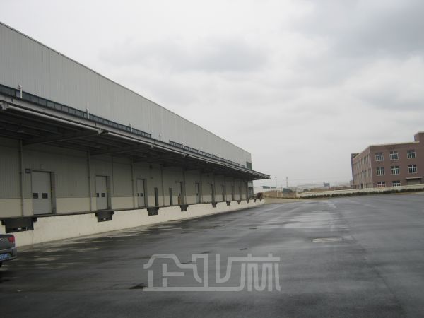 厂房正门图