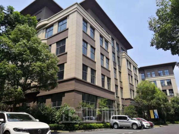 厂房正门图