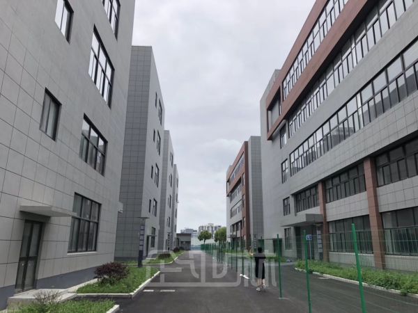 厂房正门图