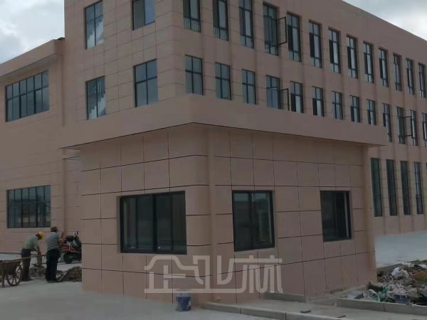 厂房正门图