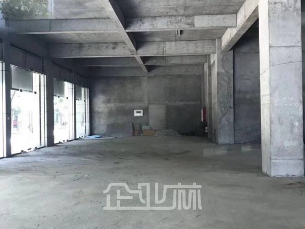出售：诸暨山下湖600-6000平现房厂房，三证齐全，即买即用
