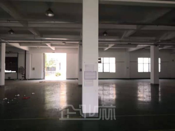 厂房正门图