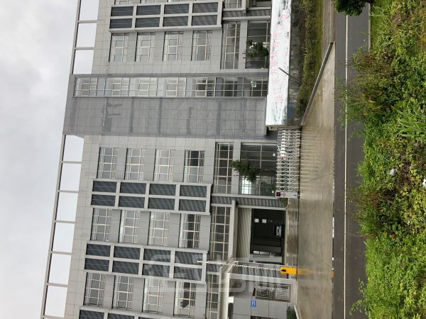 厂房正门图
