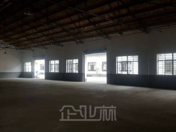 出租：闵行区梅陇镇澄江路厂房 3500平 单层 104版块