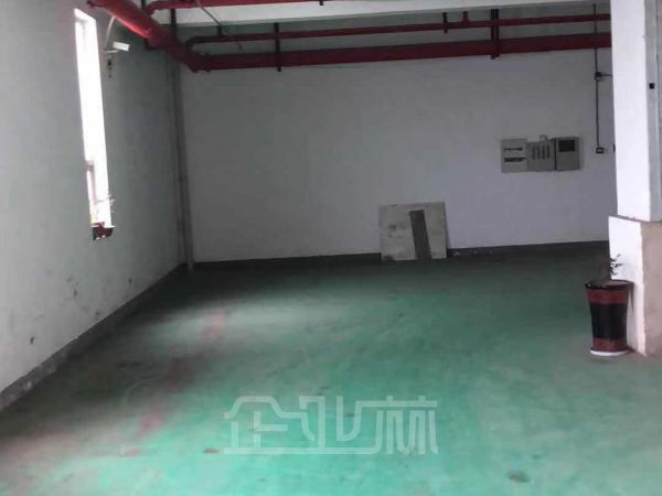 厂房正门图