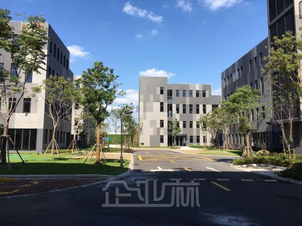 厂房正门图