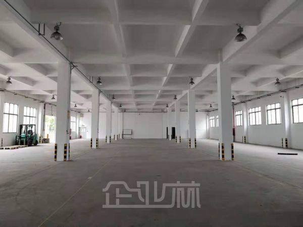 厂房正门图
