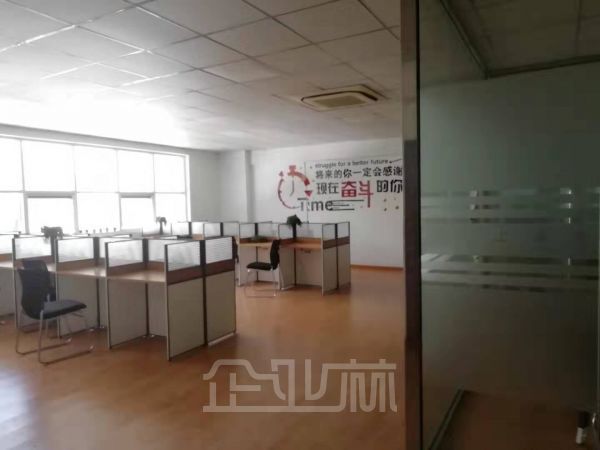 厂房正门图